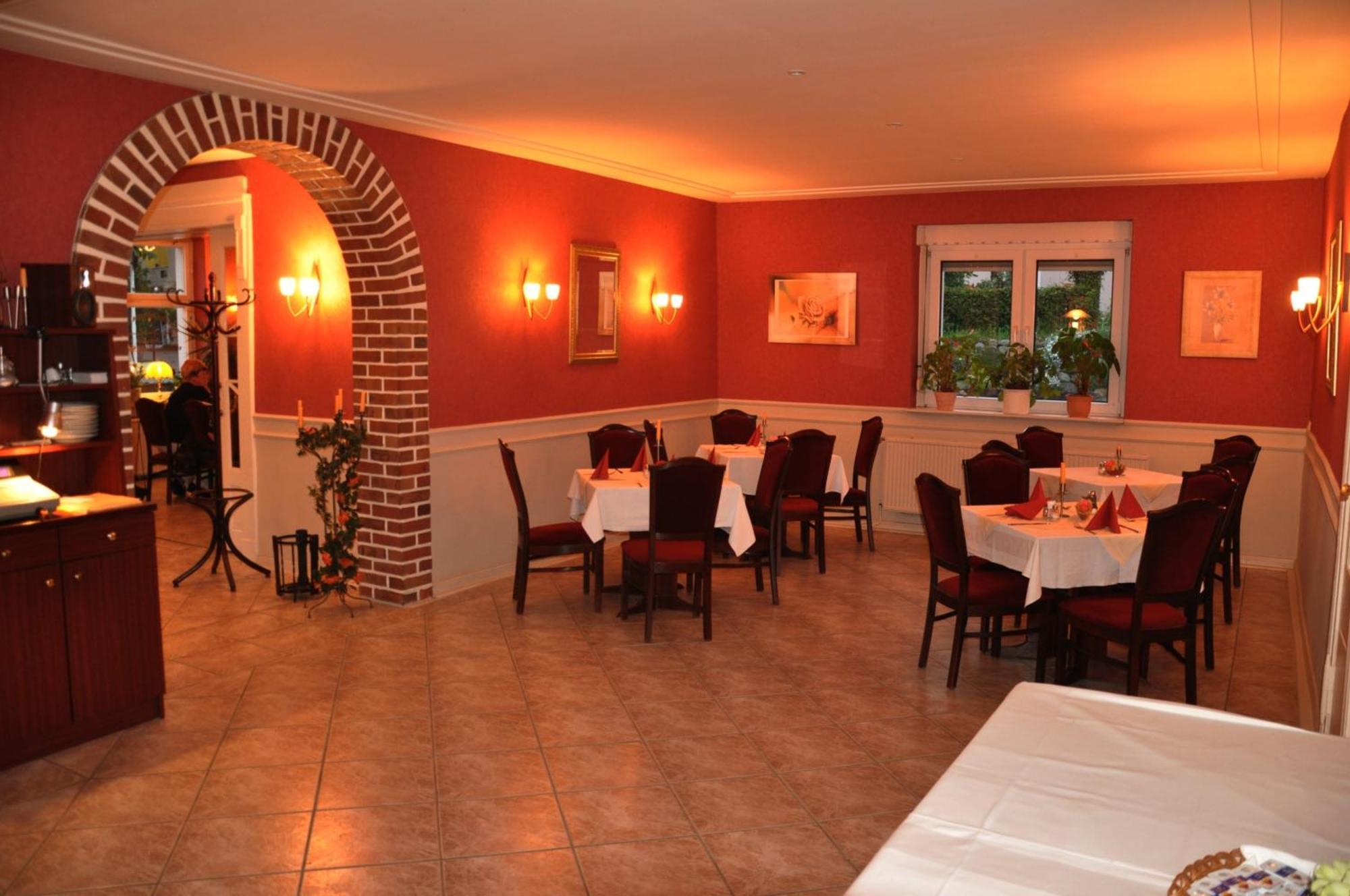 Hotel & Restaurant Maerkische Schweiz Buckow Εξωτερικό φωτογραφία
